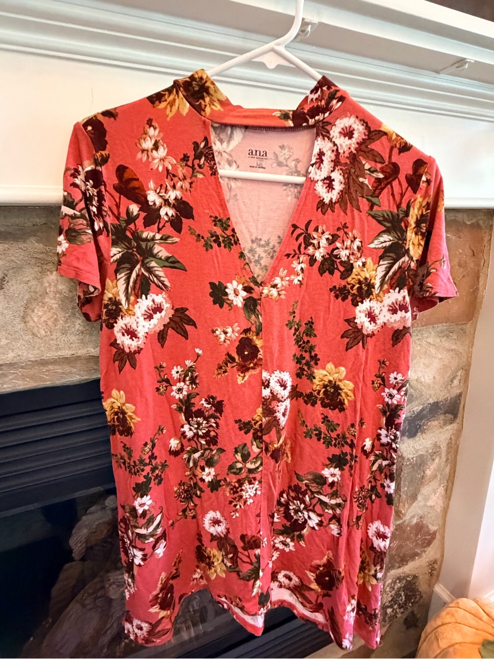 a.n.a Coral Floral V-Neck Button Front Tunic